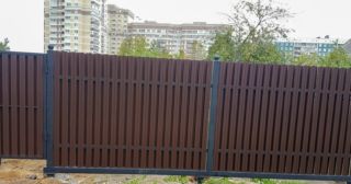 Купить распашные ворота из штакетника Когалым, цена от 2728 руб.